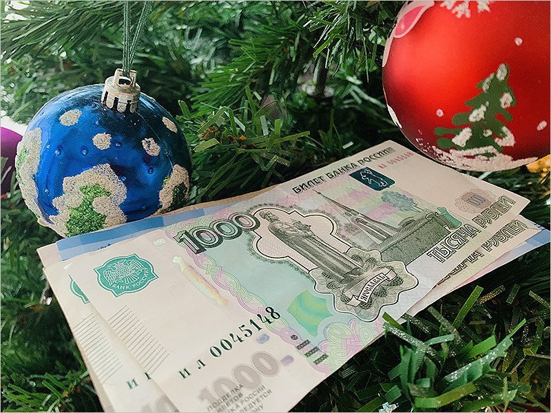 Более триллиона рублей убытков: эксперты оценили потери экономики России от новогодних праздников