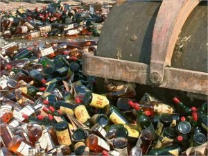 Брянские полицейские за неделю забрали у продавцов 210 литров спирта