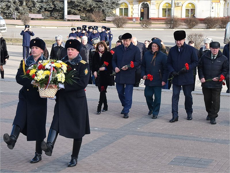 В Брянске торжественно открыт Год памяти и славы