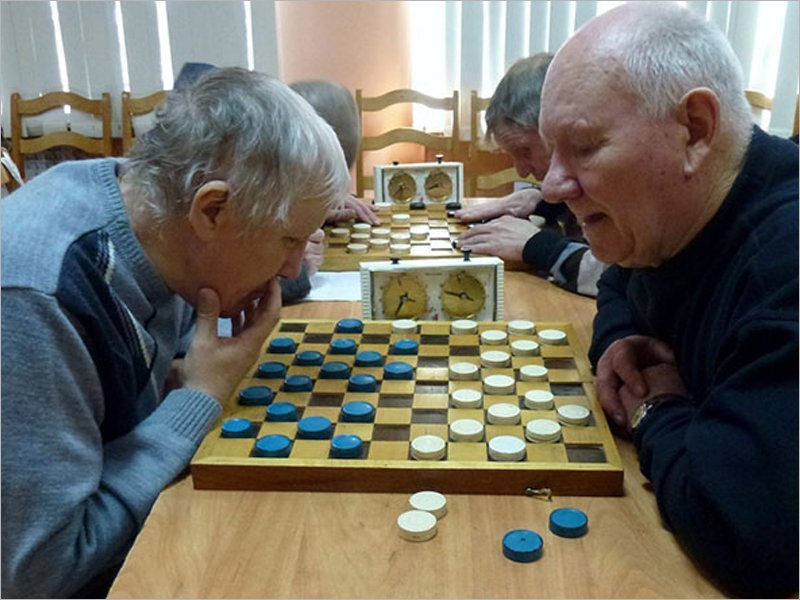 В Брянске прошло областное первенство по стоклеточным шашкам среди слепых