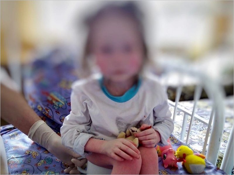 В Брянске задержана приёмная мать госпитализированной семилетней девочки-маугли
