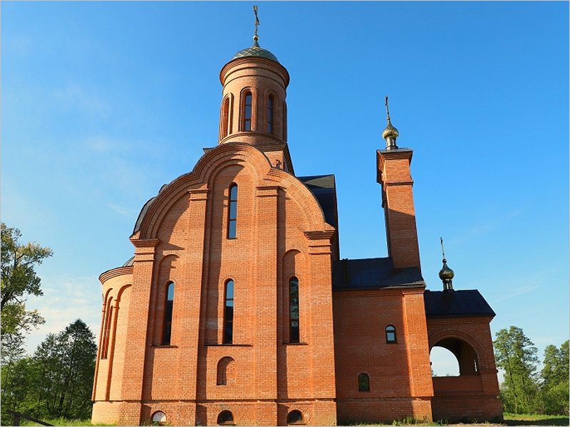 В клинцовской Смотровой Буде достраивается церковь, на которую жертвует Василий Лановой