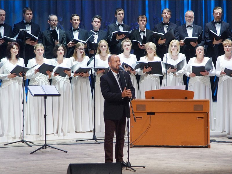 Брянский академический хор Марио Бустилло всё-таки даст концерт в честь своего 25-летия