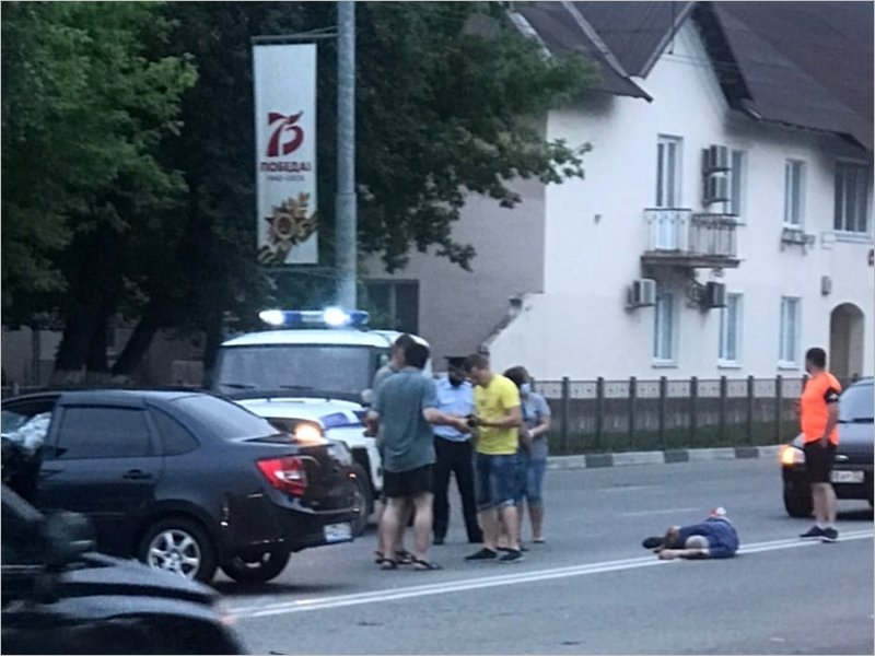 Пешеход-нарушитель угодил в Брянске под колёса. И в реанимацию в коме