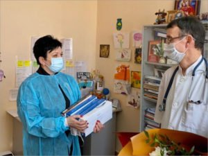 Депутат Госдумы стала участницей благотворительного представления для юных пациентов брянского онкоцентра