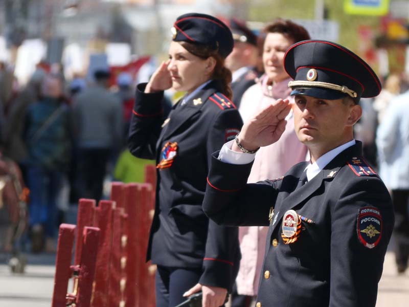 День Победы в Брянске охраняли более 1900 сотрудников ОВД