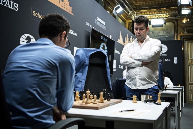 Матч за титул чемпиона мира по шахматам между Яном Непомнящим и Дин Лижэнем должен состояться в апреле-мае 2023 года