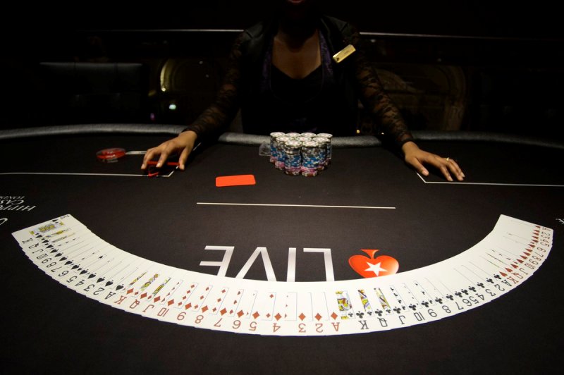 Как выбрать лучший покер-рум для игры на реальные деньги?