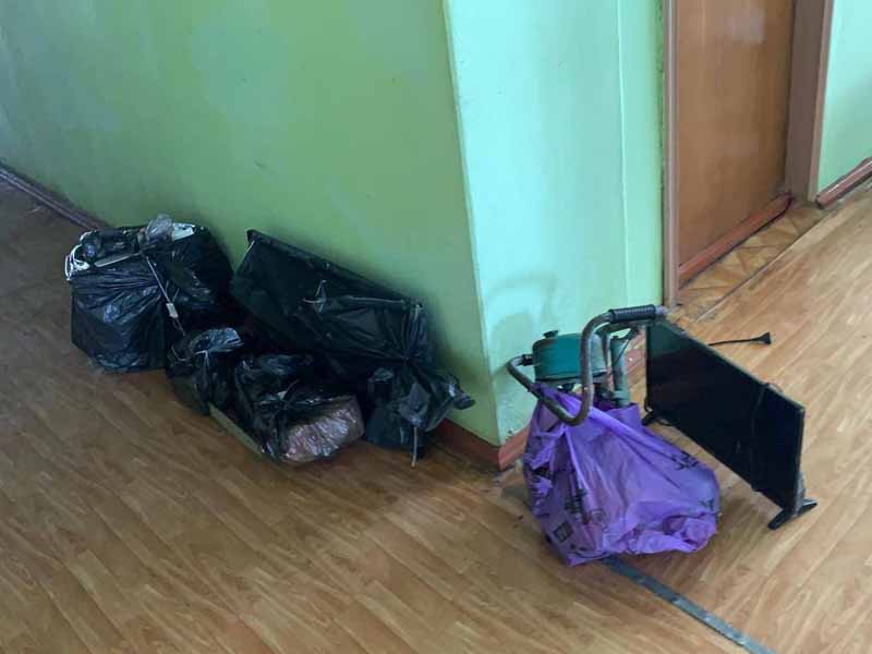 В Брянской области взяли домушников, сбывавших краденное через сайт бесплатных объявлений
