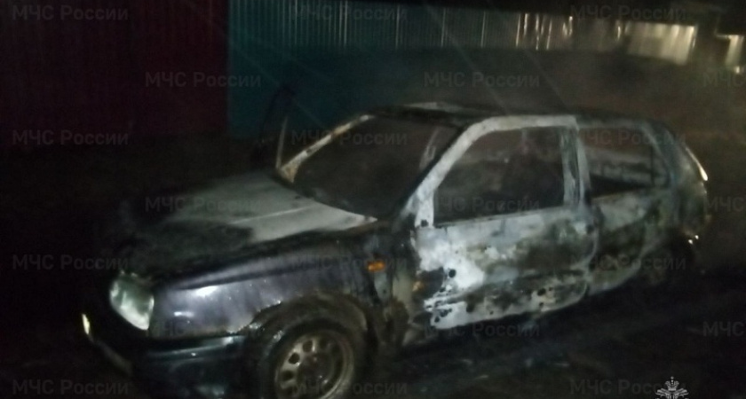 Пожар в Злынковском районе: сгорел легковой автомобиль