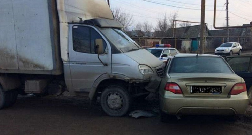 В Почепе пожилой автомобилист лишился жизни, выехав на встречку