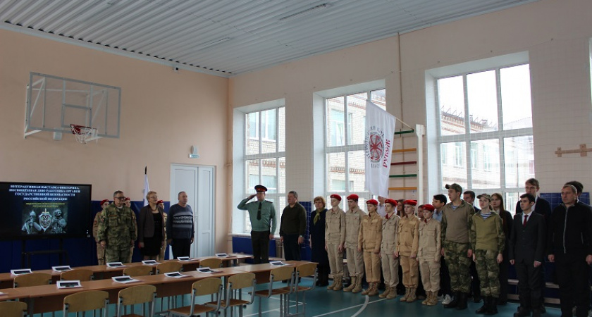 В Клинцах почтили память убитых бандитами подполковников Коновалова и Гапеенко