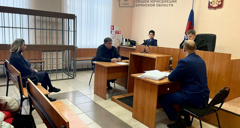 Три года за пять миллионов, украденных у убогих: социальный работник из Трубчевска взята под стражу в зале суда
