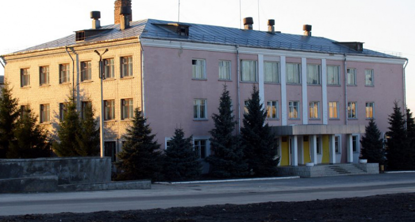 Работникам администрации Климовского района несвоевременно выплачивалась заработная плата