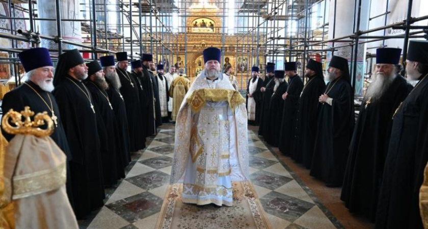 Брянский митрополит Александр в День крещения Руси пожелал крепости. В вере