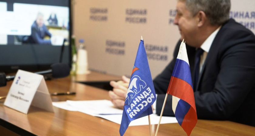 Декаду приёмов граждан «Единой России» в Брянске открыл губернатор Александр Богомаз