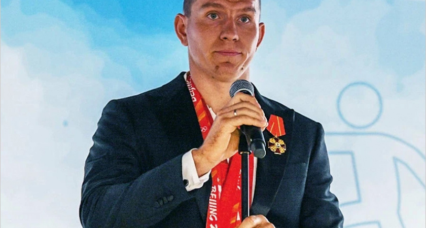 Александру Большунову вручён орден Александра Невского. В канун Дня физкультурника