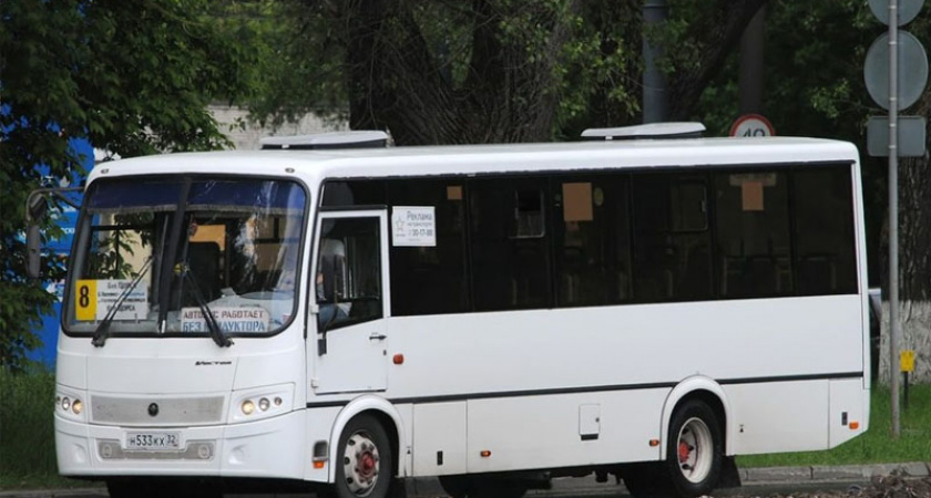 В Брянске ещё раз скорректировали вечернее расписание автобусов №8 по будням