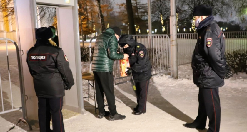 В Брянской митрополии на Пасху храмы будут охранять полицейские с металлодетекторами
