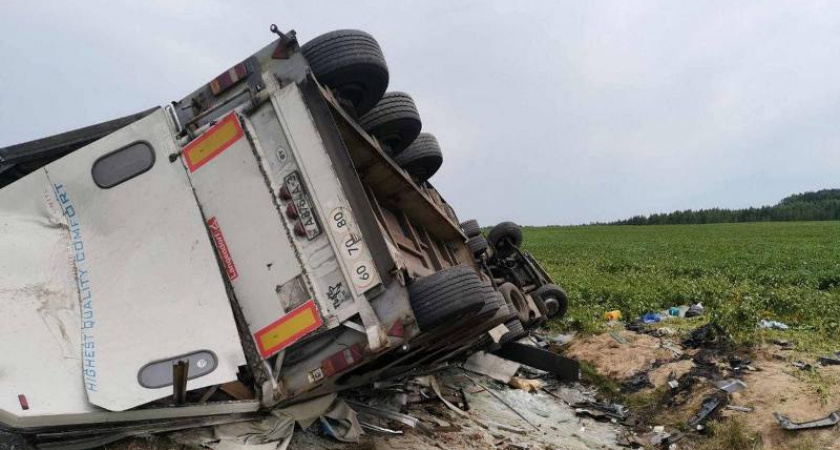 Количество жертв воскресного ДТП под Клинцами выросло до трёх человек
