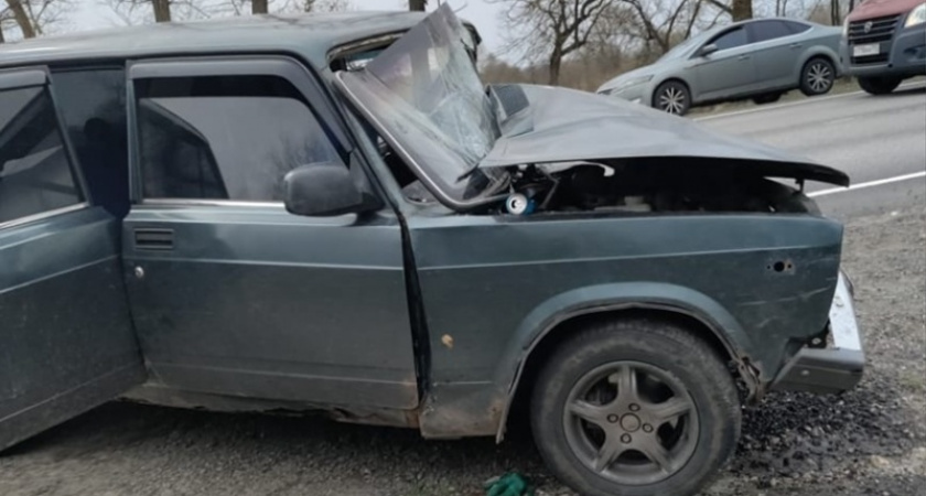 Под Карачевом дорогу не поделили Renault Duster и «пятёрка» с водителем без прав