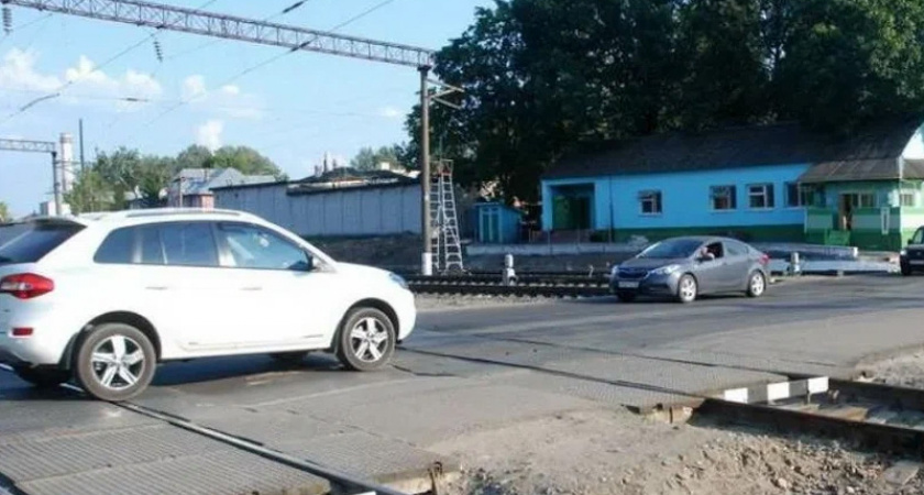 В Бежице началось ограничение движения через переезд на станции Орджоникидзеград