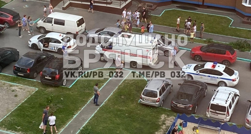 В брянской Госавтоинспекции сообщили подробности ДТП со сбитым в ЖК «Речной» малышом