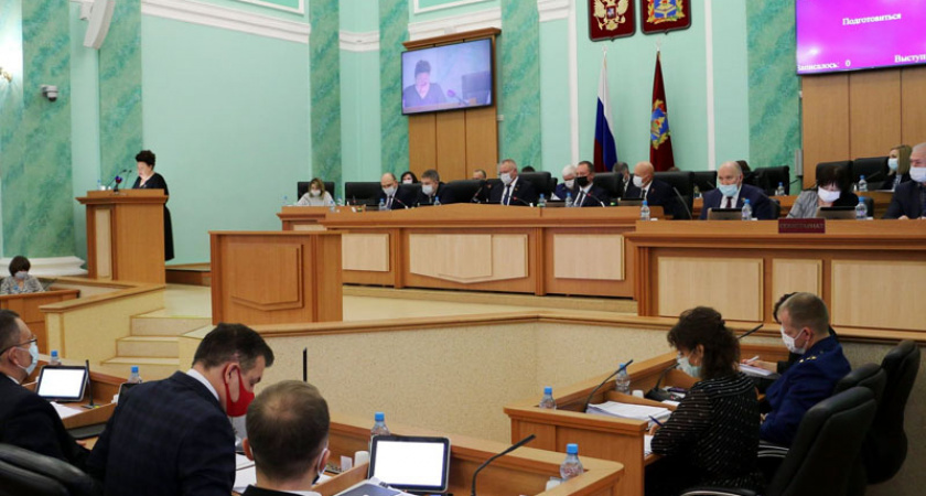 Брянская облдума приняла «социальный», но дефицитный бюджет-2022