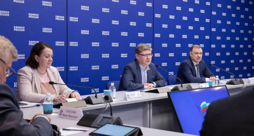 «Единая Россия» вместе с Минтруда подготовят поправки в закон о занятости и Трудовой кодекс