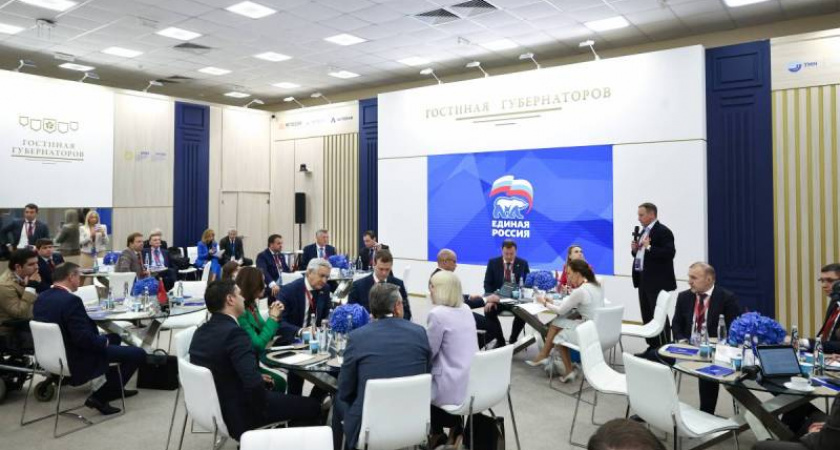 На площадке «Единой России» на ПМЭФ губернаторы представили результаты развития регионов