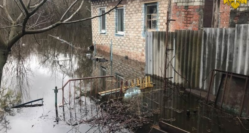 В Брянске Десна затопила дом на Речной