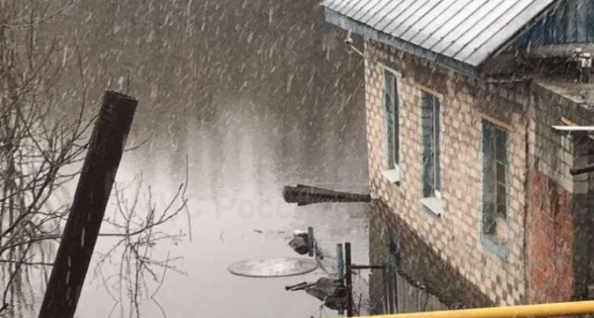 Затопленными паводком в Брянске официально считаются уже три дома
