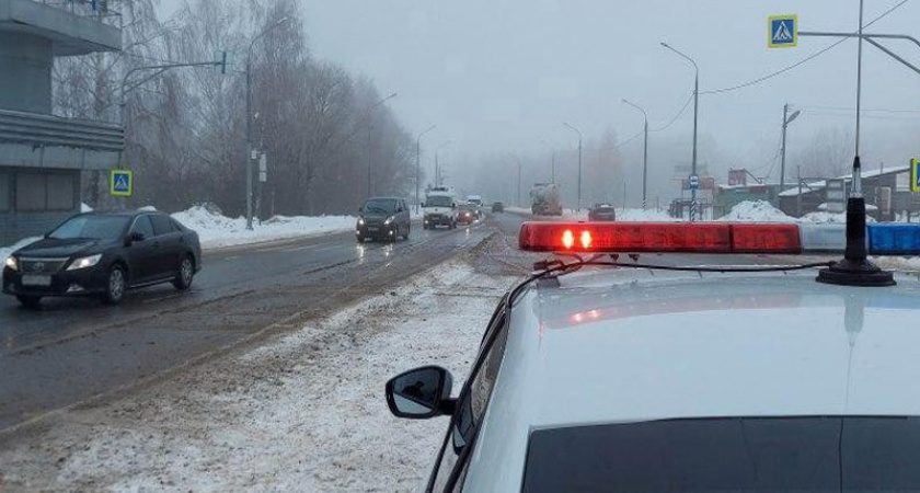 Брянские автоинспекторы отловили ещё троих злостных неплательщиков штрафов ПДД