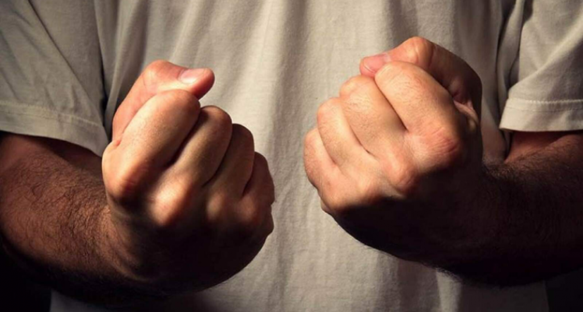В Комаричах отправлен под суд отец-садист, избивавший детей