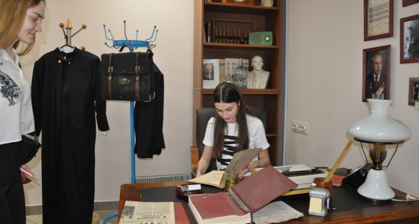 В брянском арбитражном суде открылся музей с «образцовым кабинетом» судьи