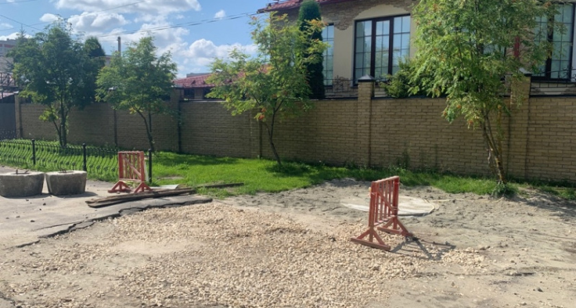 Водопропускная система на улице Краснофлотской в Брянске и проваливашаяся дорога отремонтированы практически полностью