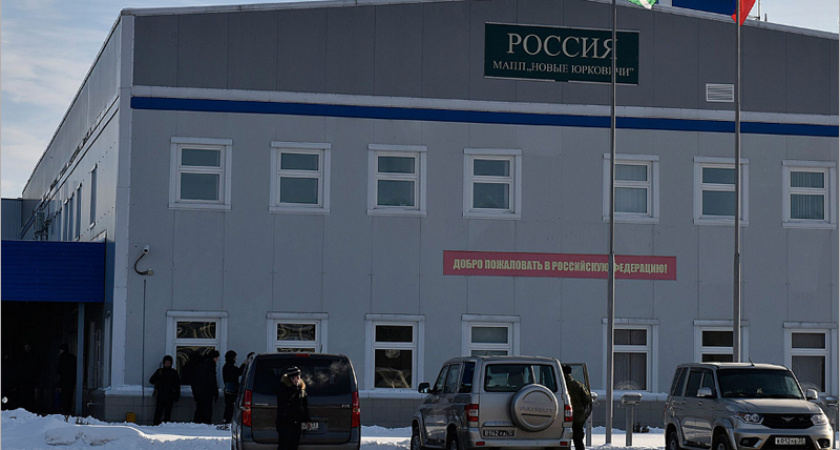 Брянский таможенник отклонил взятку в 100 долларов