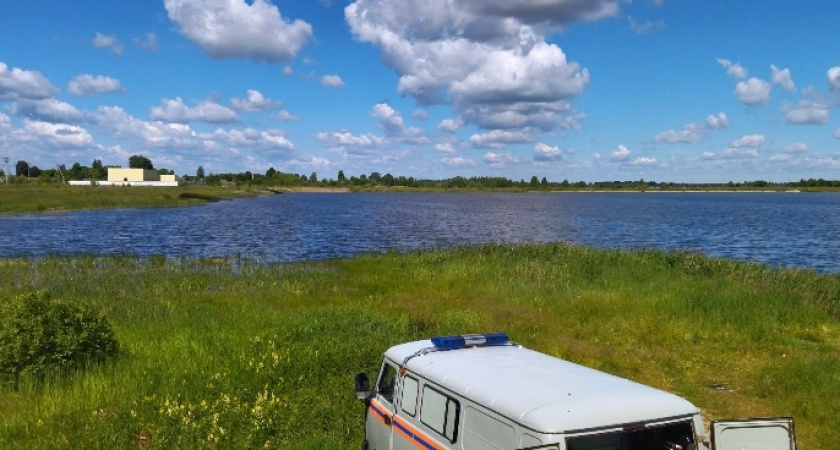 В почепском озере утонул мужчина