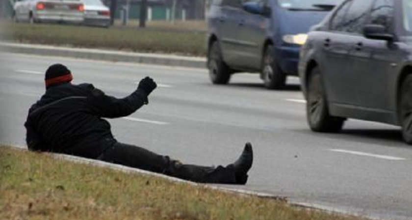 Дорожная полиция Брянска подсчитала погибших в ДТП пьяных пешеходов