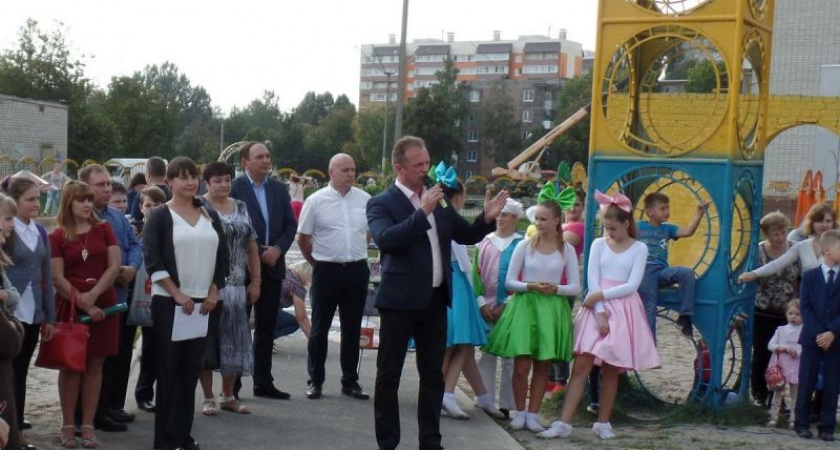 PR-проект первого зама брянского градоначальника разгромлен вандалами: ОНФ обратил внимание на состояние детского городка «Катюша»