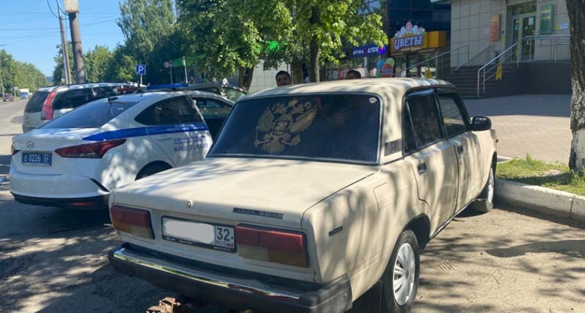 Брянские приставы арестовали два десятка автомобилей должников, не желавших платить штрафы ПДД