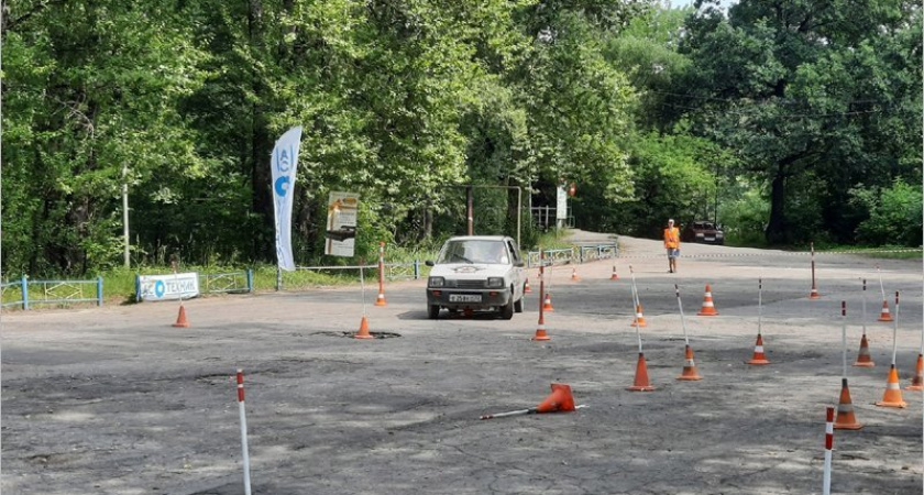 В Брянске подведены итоги первых соревнований по автомногоборью