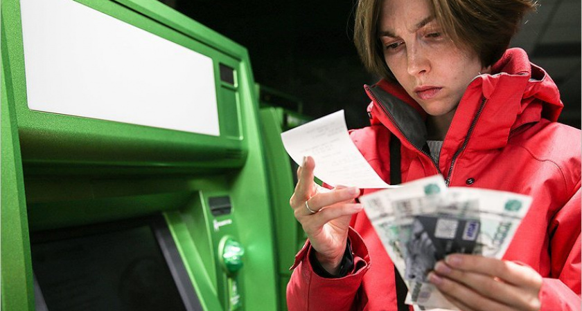 Отмена «банковского роуминга», несгораемые скидки за безаварийную езду и другие финансовые новации в России в 2020 году