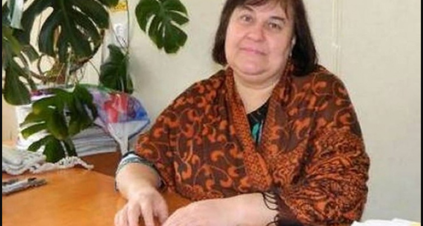 В Брянске простились со скоропостижно скончавшейся на ИВЛ директором школы №39