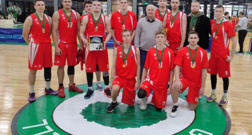 Баскетбольный «Брянск» выиграл предсезонный турнир в Липецке