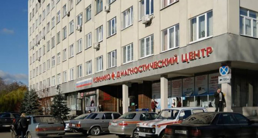 Косметолог Брянского клинико-диагностического центра изуродовал пациентке лицо ботоксом. Возбуждено уголовное дело