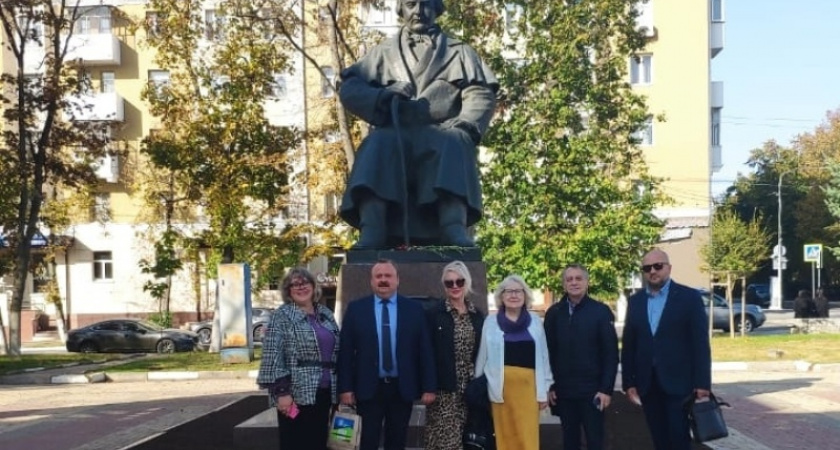 Брянский театр поделился с белгородскими коллегами своим опытом, как «Международного культурного центра»
