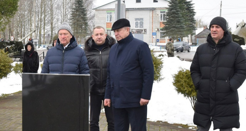 Основной губернаторский акцент в 2025 году не повестка достижений, а профилактика социального недовольства - эксперты