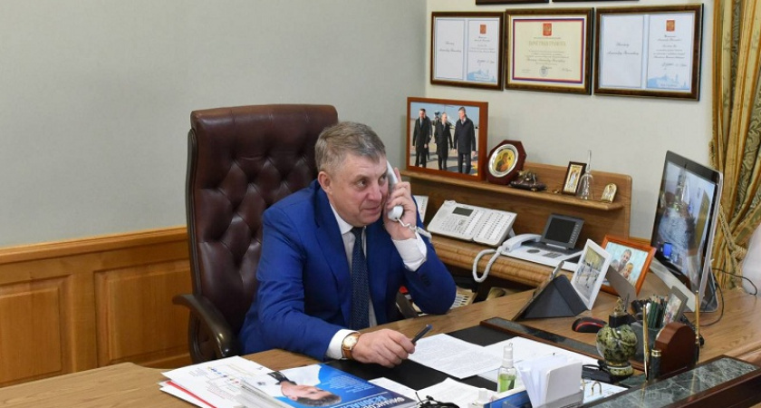Медиарейтинг брянского губернатора по итогам апреля остаётся в шестом десятке