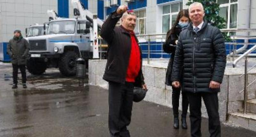 В канун Нового года автопарк «Брянскэнерго» пополнился спецтехникой